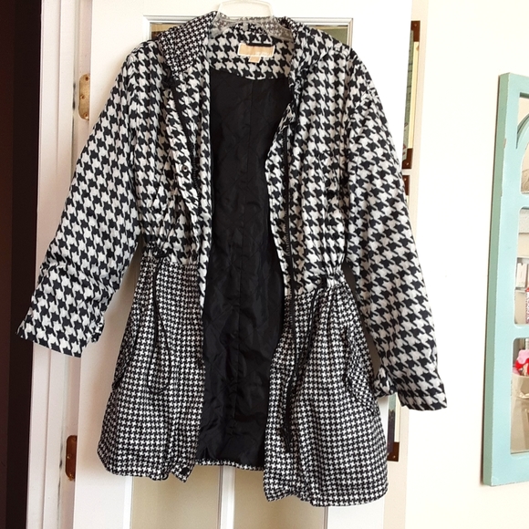 MICHAEL Michael Kors Jackets & Blazers - Michael Michael Kors Anorak Houndstooth Hooded Raincoat Jacket with Pockets